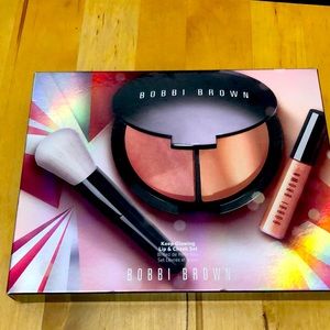 Bobbi Brown - Keep Glowing Lip & Cheek Set
